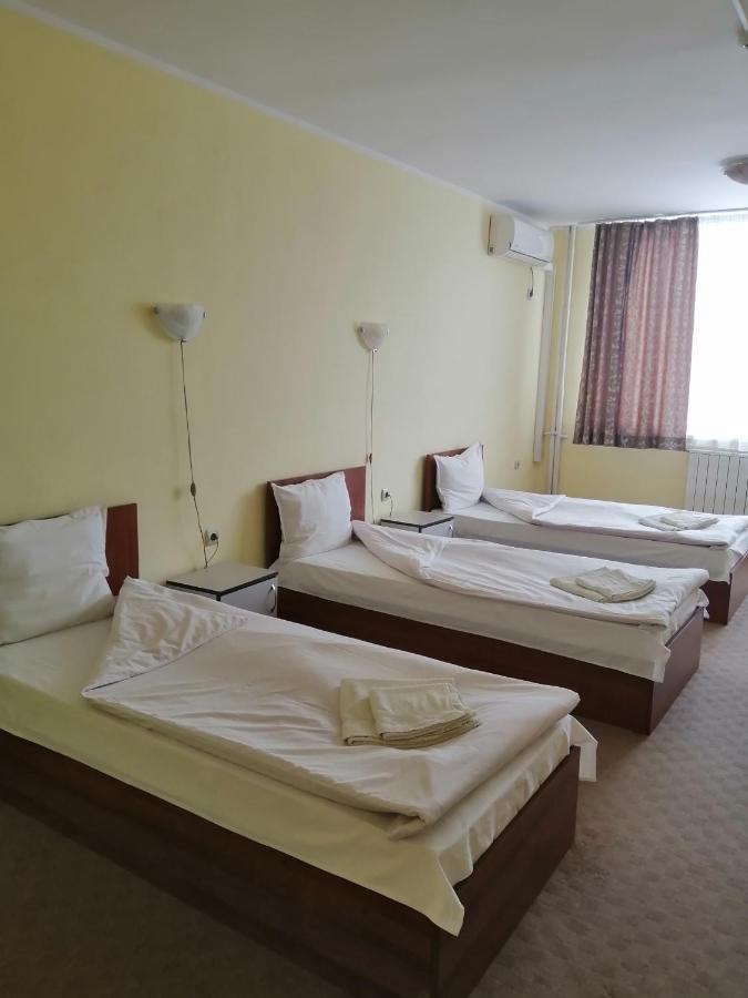 Hotel Panorama Gabrovo Bagian luar foto
