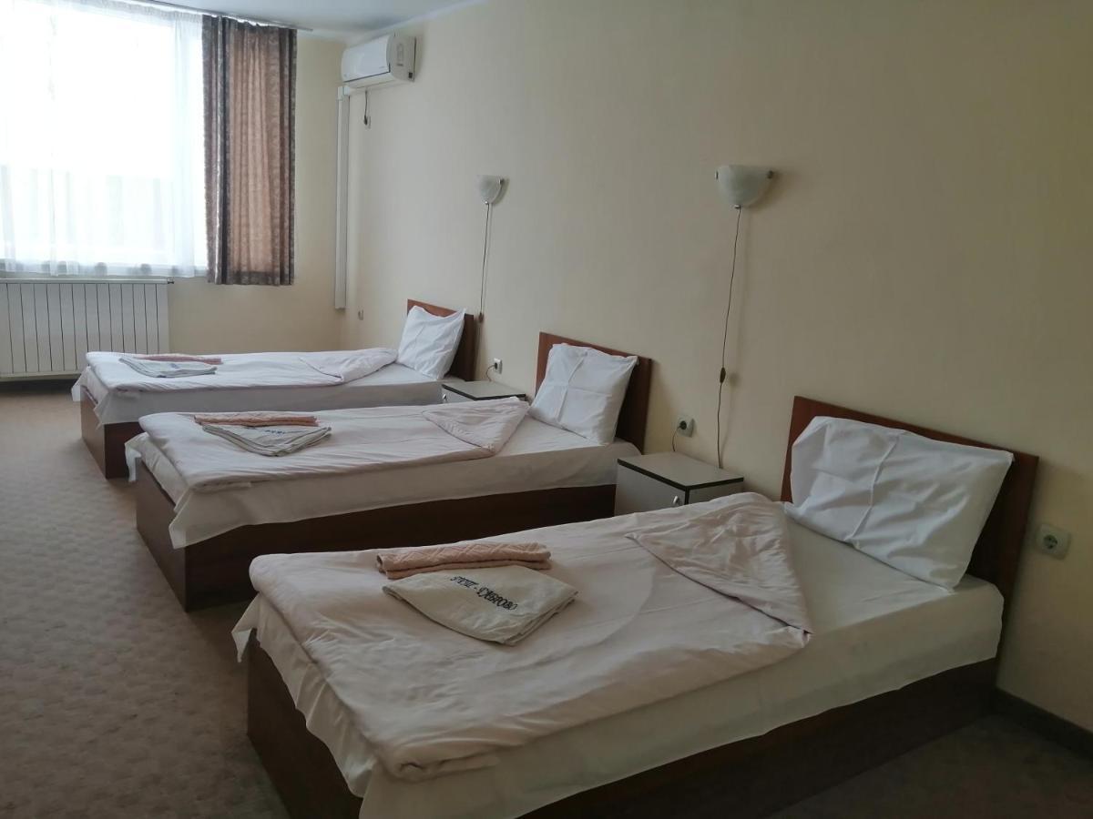 Hotel Panorama Gabrovo Bagian luar foto
